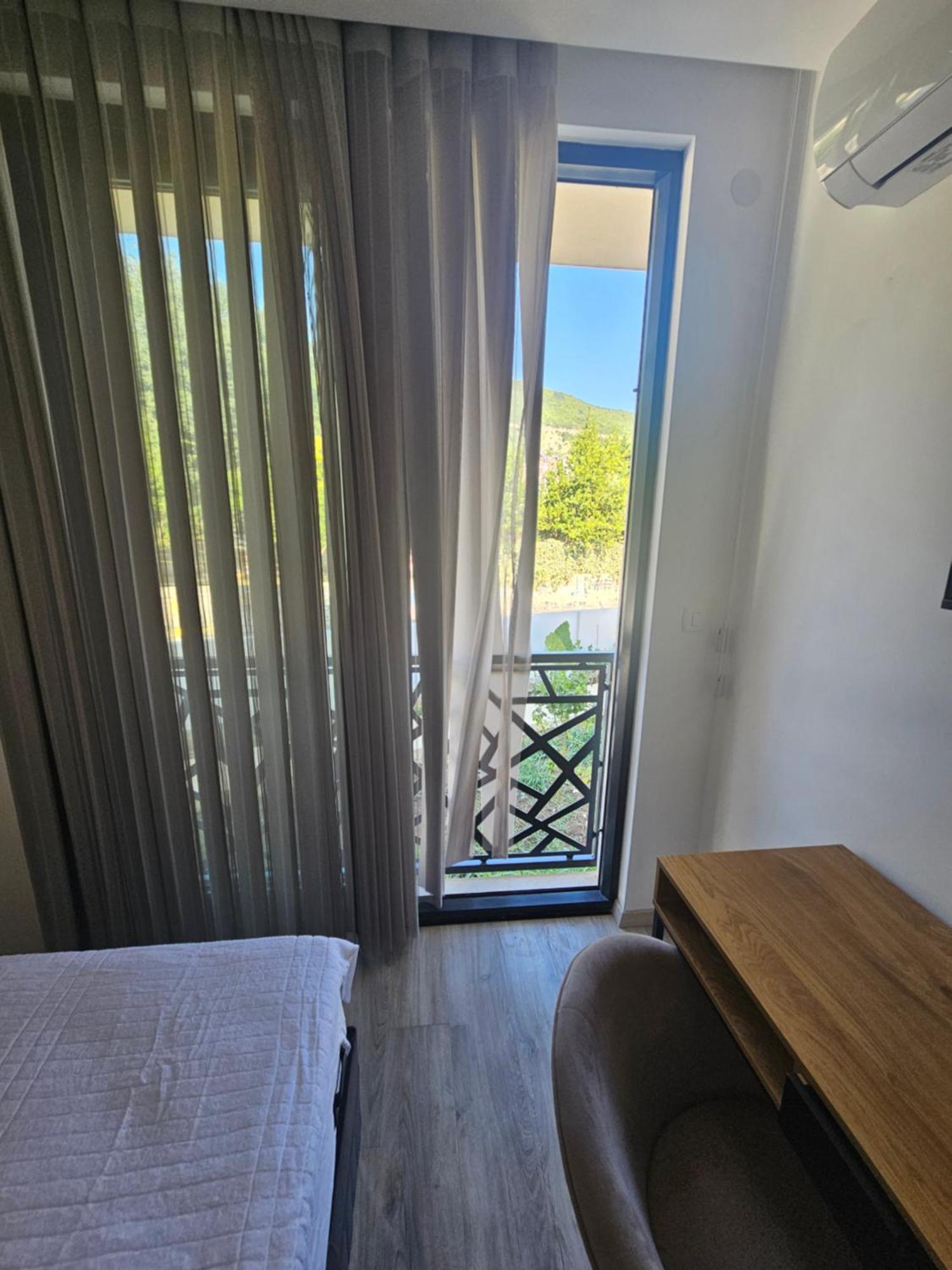 La Vida Apartments Будва Екстериор снимка