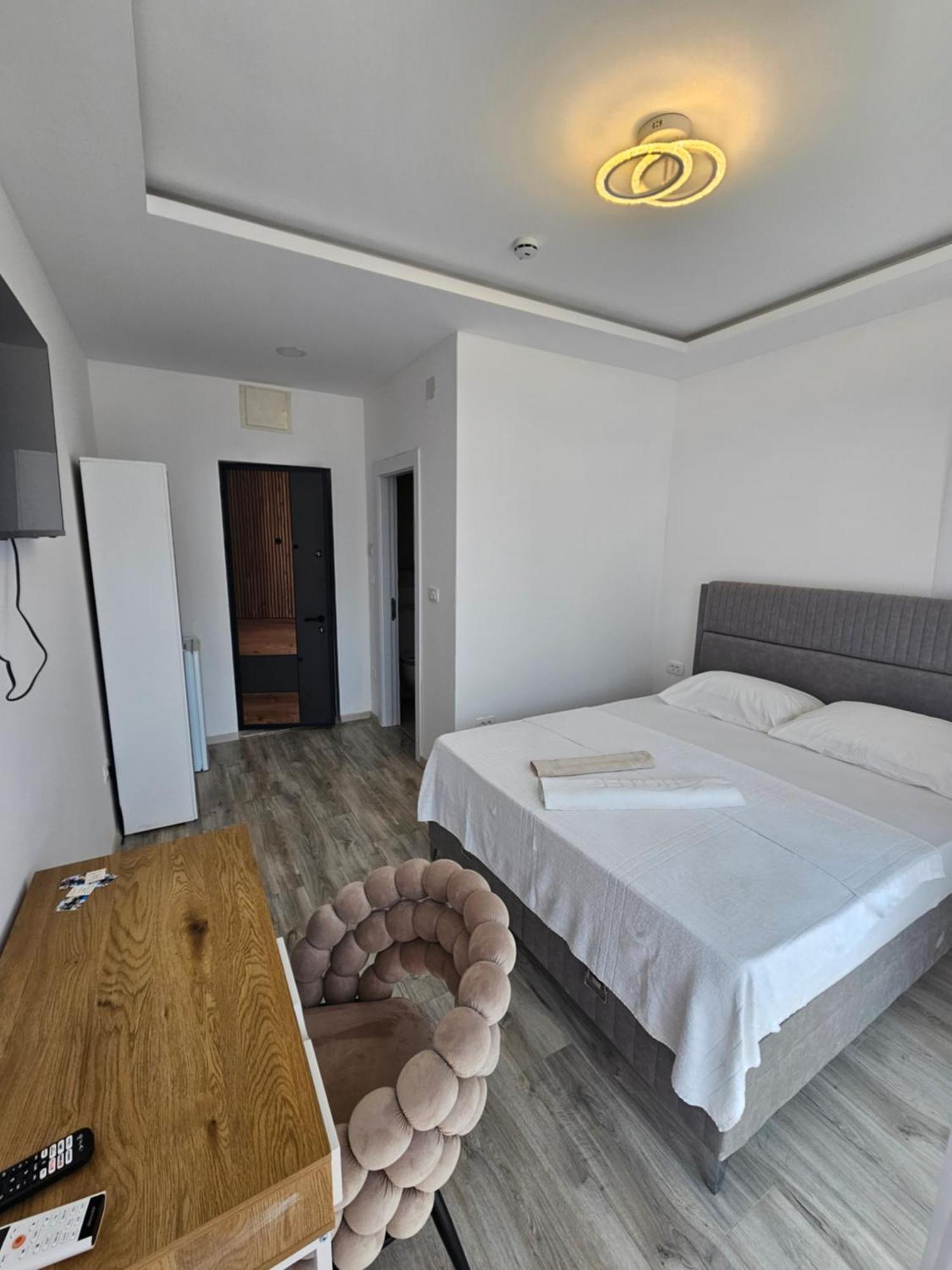 La Vida Apartments Будва Екстериор снимка