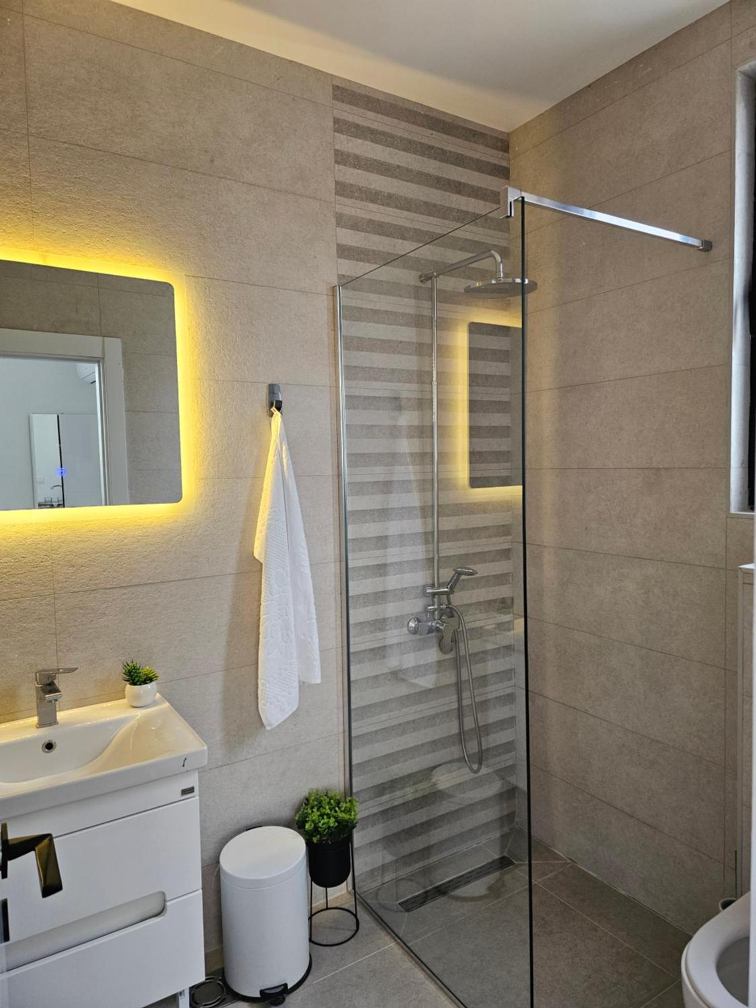 La Vida Apartments Будва Екстериор снимка